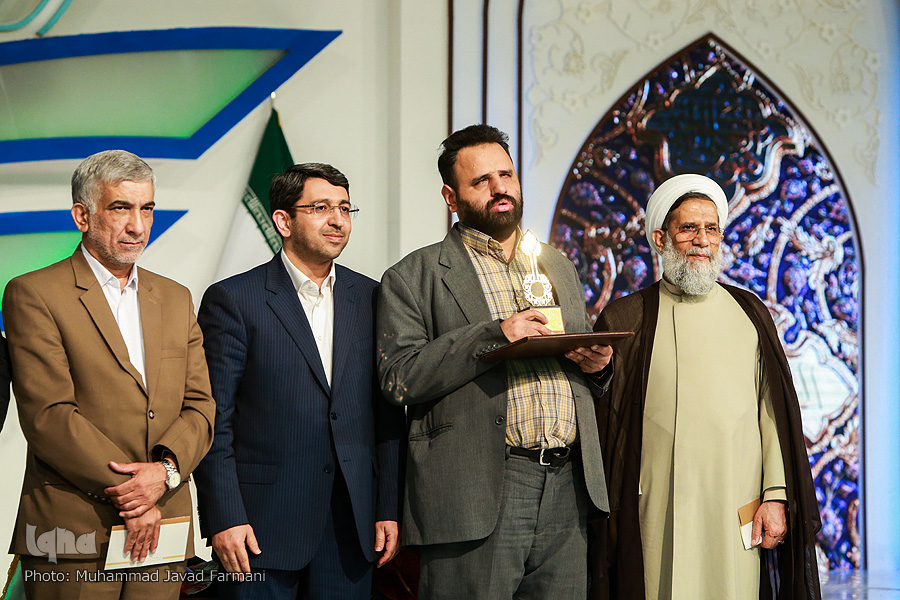 محدودیتهای آییننامهای مسابقات هیچگاه مانع حضورم نخواهد شد/ روزگاری که برنامههای رادیو راهنما بود محدودیتهای آییننامهای مسابقات هیچگاه مانع حضورم نخواهد شد/ روزگاری که برنامههای رادیو راهنما بود