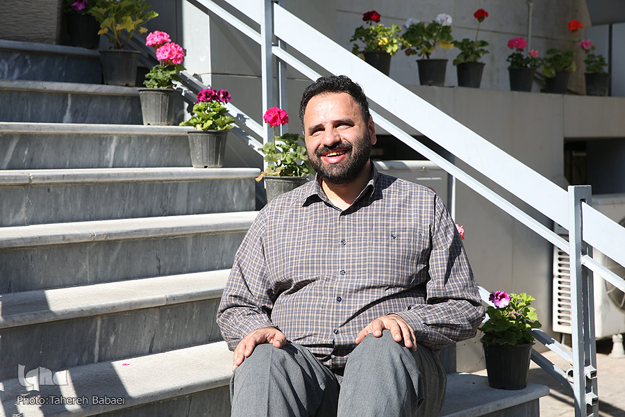 محدودیتهای آییننامهای مسابقات هیچگاه مانع حضورم نخواهد شد/ روزگاری که برنامههای رادیو راهنما بود محدودیتهای آییننامهای مسابقات هیچگاه مانع حضورم نخواهد شد/ روزگاری که برنامههای رادیو راهنما بود