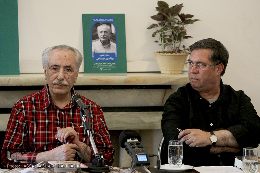 ترجمههای قرآن انگلیسی و فرانسه بیش از فارسی/هر روز دو صفحه حافظ و سعدی بخوانید ترجمههای قرآن انگلیسی و فرانسه بیش از فارسی/هر روز دو صفحه حافظ و سعدی بخوانید