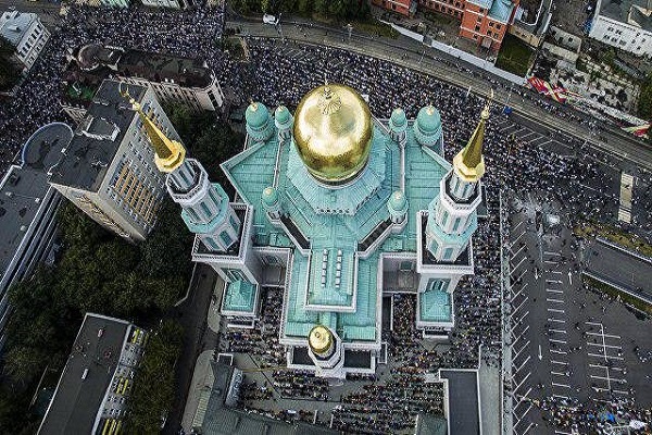 رمضان در روسیه؛ روزه&zwnj;داری 21 ساعته و گستردن سفره افطار از 30 ملیت