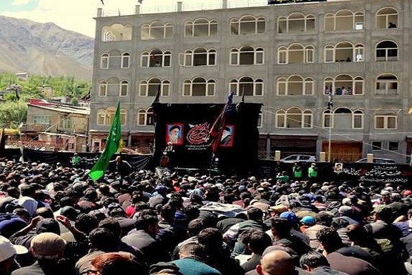 دهه پایانی رمضان و افزایش حضور مسلمانان هند در مساجد دهه پایانی رمضان و افزایش حضور مسلمانان هند در مساجد