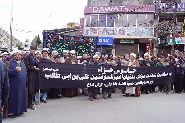 دهه پایانی رمضان و افزایش حضور مسلمانان هند در مساجد دهه پایانی رمضان و افزایش حضور مسلمانان هند در مساجد