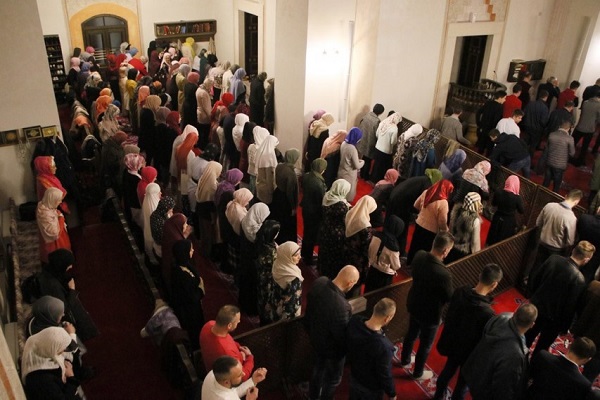 رمضان در بوسنی؛ از &laquo;لیلة البدر&raquo; سارایوو تا میزگرد حمایت از قدس