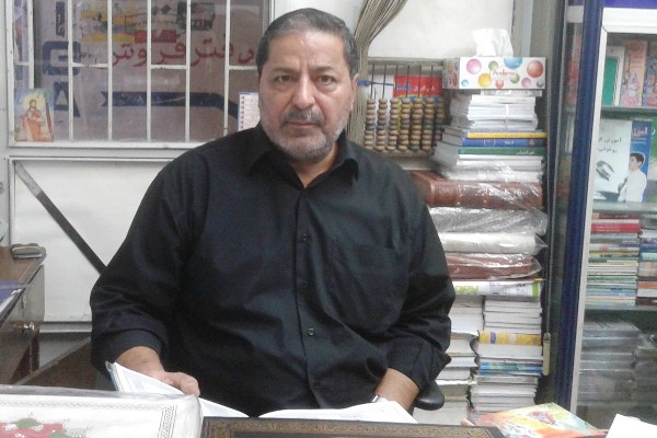 کاغذ و زینک در دست دلالان/ دولت به جای ارزان&zwnj;سازی قرآن نظارت کند