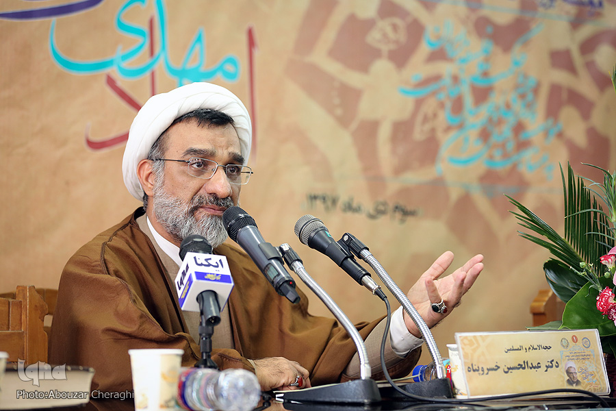 شریعتی روشنفکر دینی، انقلابی و انضمامی بود/ نقدهای امروز شریعتی به مافیای اقتصادی در کشور شریعتی روشنفکر دینی، انقلابی و انضمامی بود/ نقدهای امروز شریعتی به مافیای اقتصادی در کشور