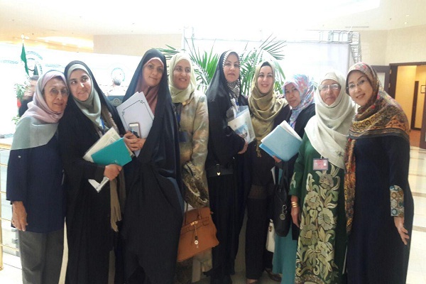 چالش&zwnj;های بانوان مبلغ در عرصه بین&zwnj;الملل/ معرفی زنان شیعه و پاسخ به شبهات حقوقی