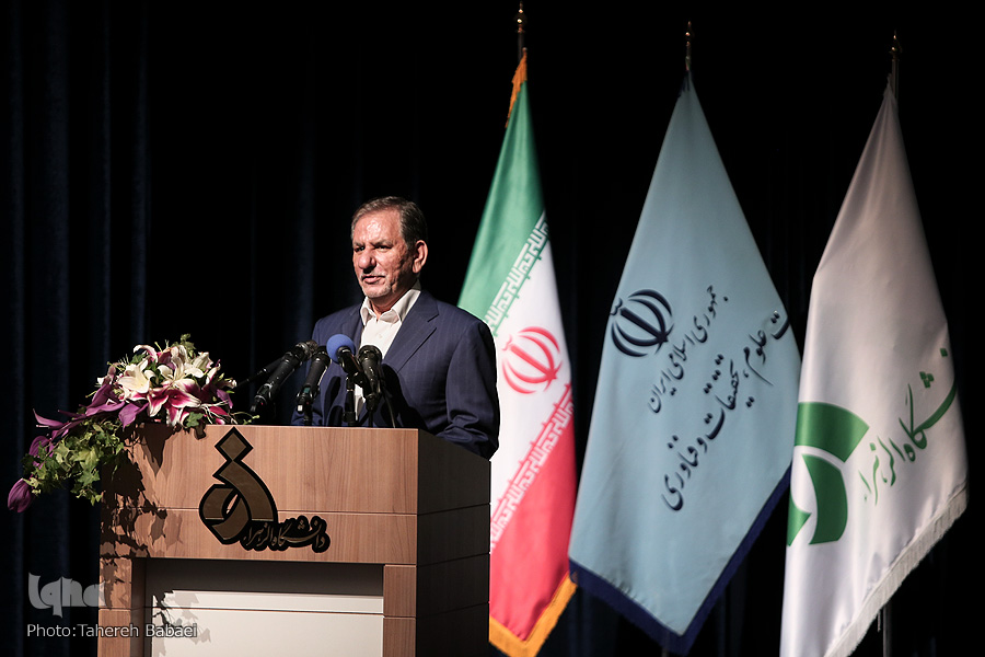 دانشگاه&zwnj;ها قدرت ارتباطی خود را با جهان ارتقا بخشند/ دانشگاه؛ عقل نقاد جامعه