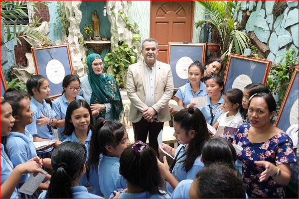 روایت تولد مریم(س) در قرآن برای مسیحیان فیلیپین + عکس