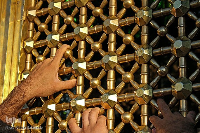 رخصت رویش در پناه بضعة‌المصطفى(ص)