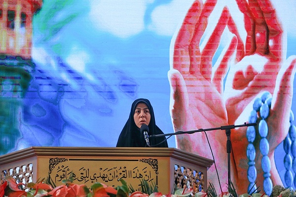 آخر هفتهای تماماً قرآنی برای بانوان آخر هفتهای تماماً قرآنی برای بانوان