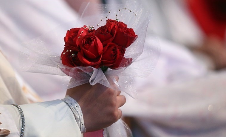 راهکارهای حقیقی برای ازدواج آسان/ با عروس و دامادها ارزان حساب کنیم