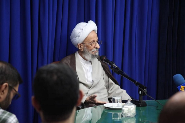 اولویت رسانه ملی ترویج معارف قرآن و اهل بیت(ع) باشد اولویت رسانه ملی ترویج معارف قرآن و اهل بیت(ع) باشد