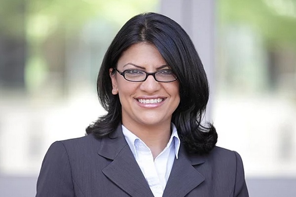 پشتیبانی خانواده طلیب از لغو سفر وی به سرزمینهای اشغالی پشتیبانی خانواده طلیب از لغو سفر وی به سرزمینهای اشغالی