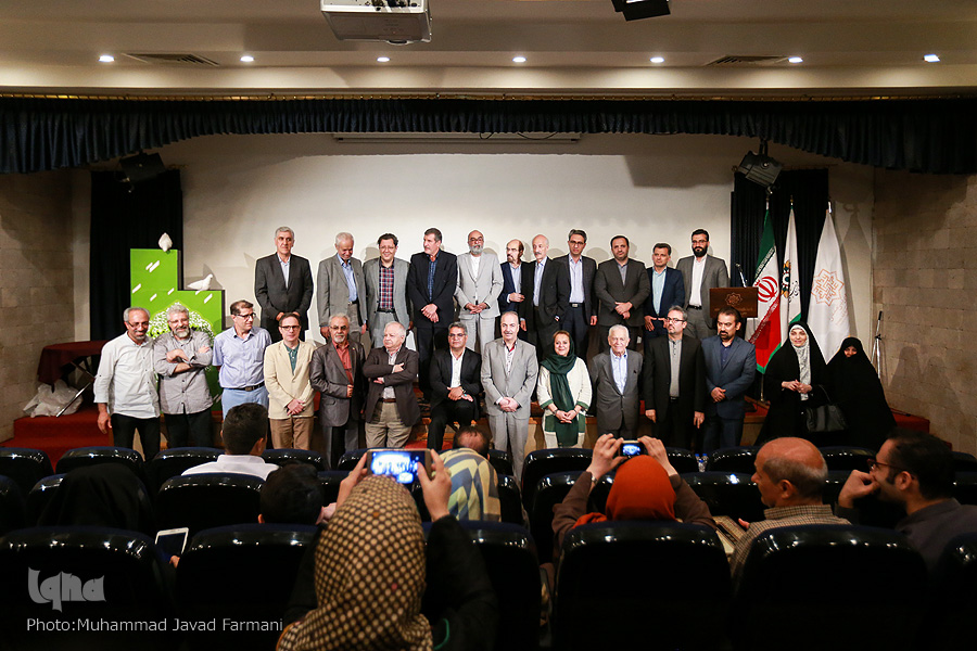 هنرمندان دینی در ششمین دوره جایزه هنری غدیر تجلیل شدند