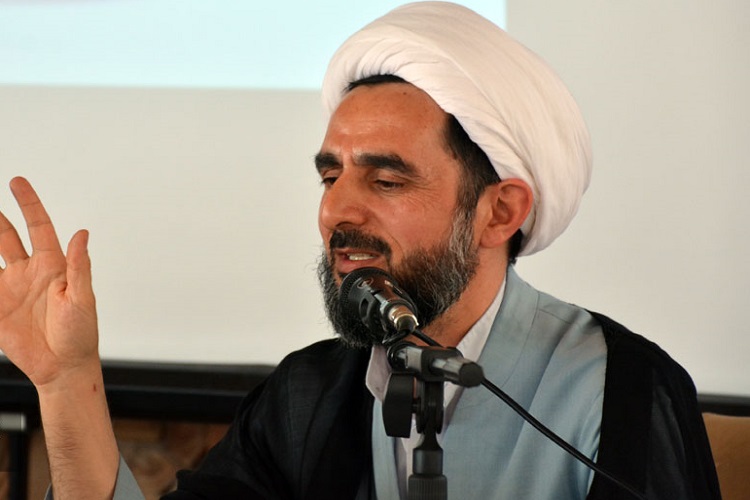 ظهور امام زمان(عج) عامل احیای جهان است