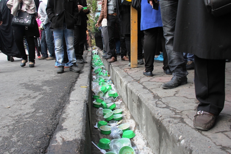 مظروف خِیر؛ ظرف مُضر