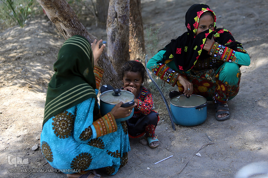 لطف غذای نذری به «همنمک» شدن با فقراست لطف غذای نذری به «همنمک» شدن با فقراست