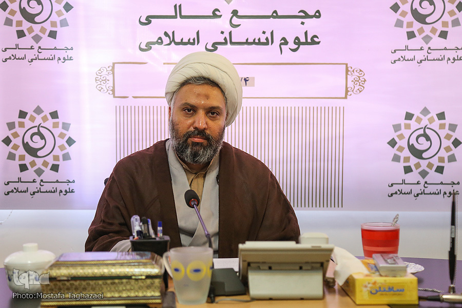 سه شنبه/ نقش خواص در شهادت امام حسین(ع)/ منکر عادی شود جامعه مصلحان را می کشد