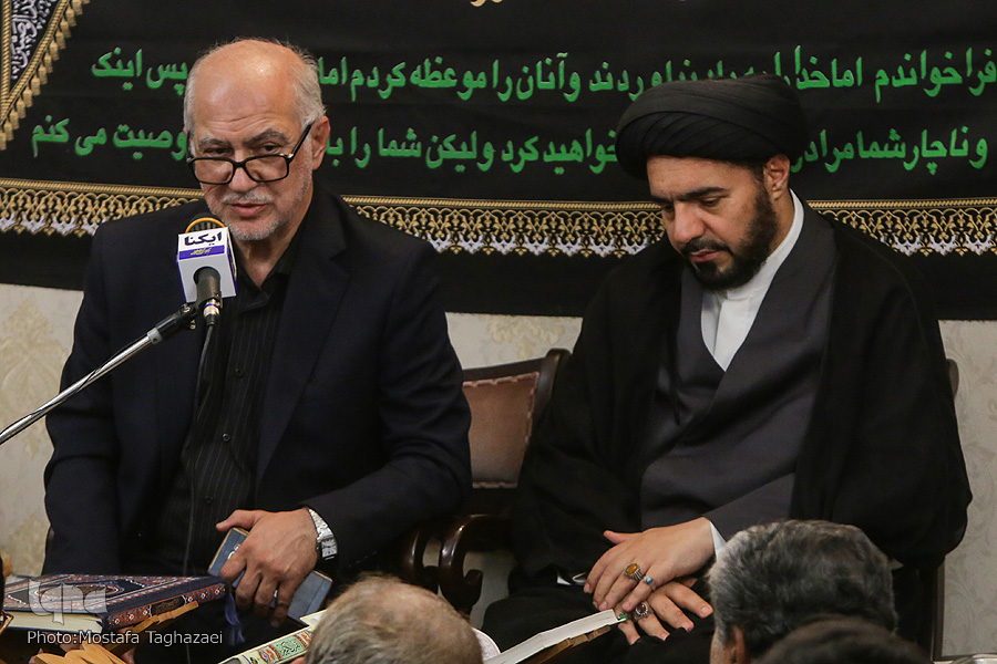 سوگنشینی قرآنی در عزای حسینی سوگنشینی قرآنی در عزای حسینی