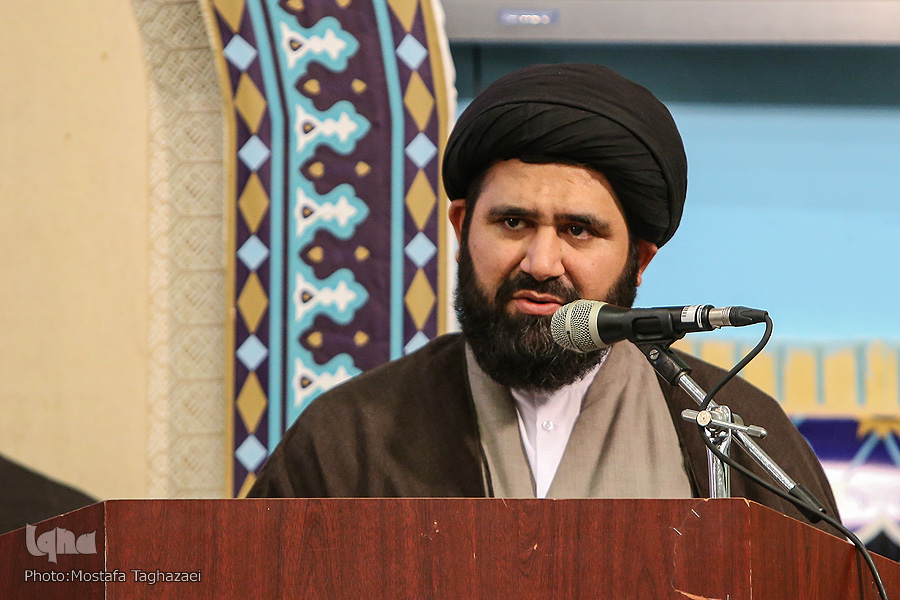 مسجد؛ کاراترین نهاد فرهنگی و بزرگترین فرهنگسرای عالم/ بر کارکردهای اجتماعی مسجد متمرکز شویم