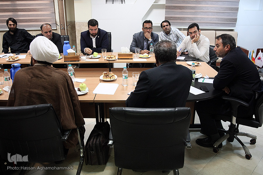 پیش&zwnj;قدمی &laquo;هم&zwnj;نمک&raquo; برای شکل&zwnj;گیری عزمی ملی؛ مسئولان صدای &laquo;زهلکوت&raquo; را بشنوند