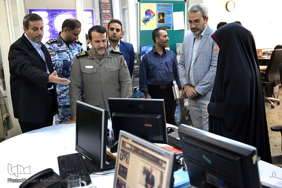 بازدید رئیس بنیاد حفظ آثار و نشر ارزشهای دفاع مقدس از ایکنا بازدید رئیس بنیاد حفظ آثار و نشر ارزشهای دفاع مقدس از ایکنا