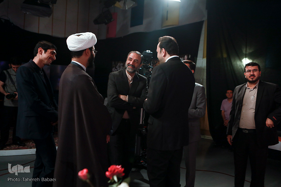 پشت صحنه تولید 1453 تجلیل از نفرات برتر مسابقات سراسری قرآن در استودیو 25 الوند/ طرح پاییزی «1453» آغاز شد