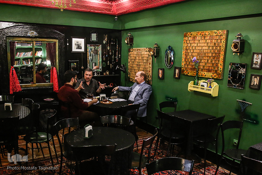 چرا تعداد کافه&zwnj;ها زیاد شد؟/ نقش &laquo;زیست کلانشهری&raquo; و &laquo;سبک زندگی&raquo; در کافه&zwnj;نشینی