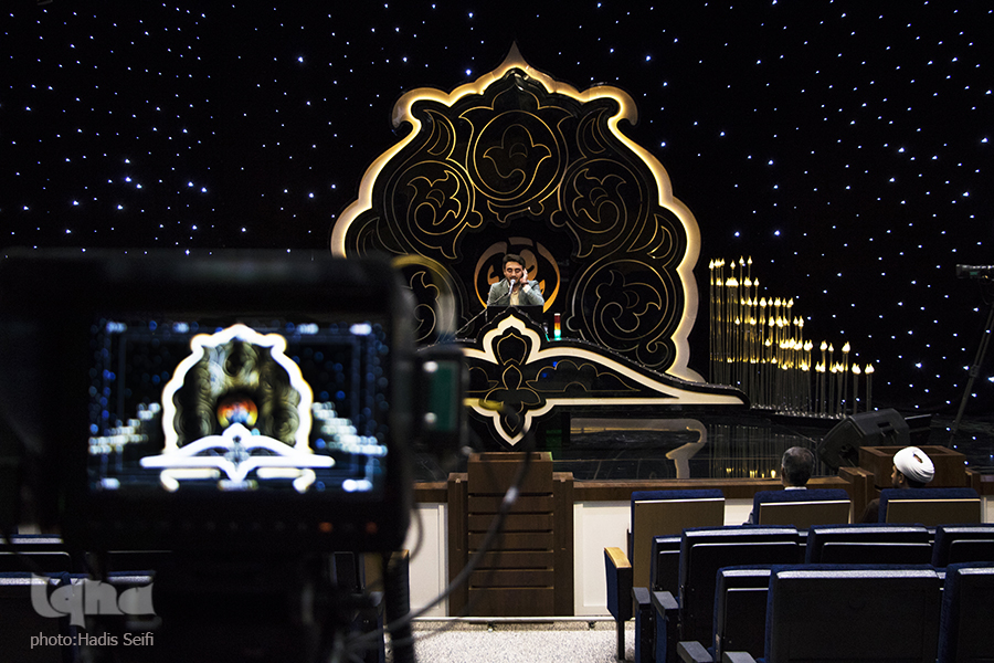 مسابقات قرآن لوکیشن فیلمبرداری نیست / استفاده از ژانر سینمایی به جای مستند / دلایل حضور در مسابقات / محافل را جایگزین مسابقات کنیم مسابقات قرآن لوکیشن فیلمبرداری نیست / استفاده از ژانر سینمایی به جای مستند / دلایل حضور در مسابقات / محافل را جایگزین مسابقات کنیم