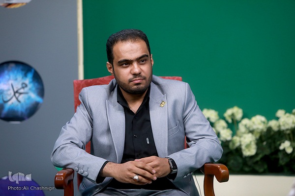 کسب رتبه نخست در تواشیح، مرحله فروپاشی گروه است/ دفاع از داوریها کسب رتبه نخست در تواشیح، مرحله فروپاشی گروه است/ دفاع از داوریها