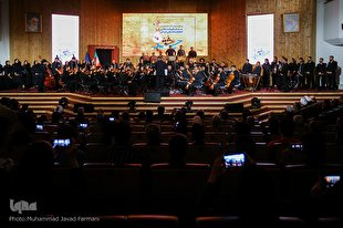 تجلیل از چهل چهره برجسته ادبی و هنری در «چله عشق»