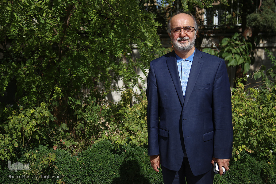 مخالفان تحقق بانکداری اسلامی از بار مسئولیت شانه خالی میکنند/ فساد در نظام بانکی بیسابقه است مخالفان تحقق بانکداری اسلامی از بار مسئولیت شانه خالی میکنند/ فساد در نظام بانکی بیسابقه است