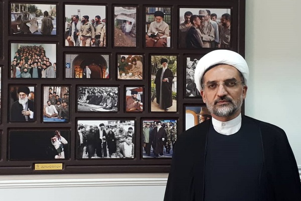 ارتقای آگاهیبخشی علمی و برگزاری کرسی تلاوت مشترک ایران و عراق در اربعین ارتقای آگاهیبخشی علمی و برگزاری کرسی تلاوت مشترک ایران و عراق در اربعین