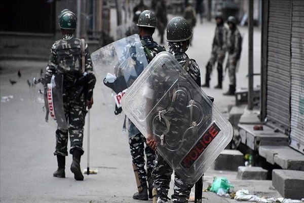 انتقاد 500 اندیشمند از محدودیت&zwnj;های دولت هند علیه جامو و کشمیر