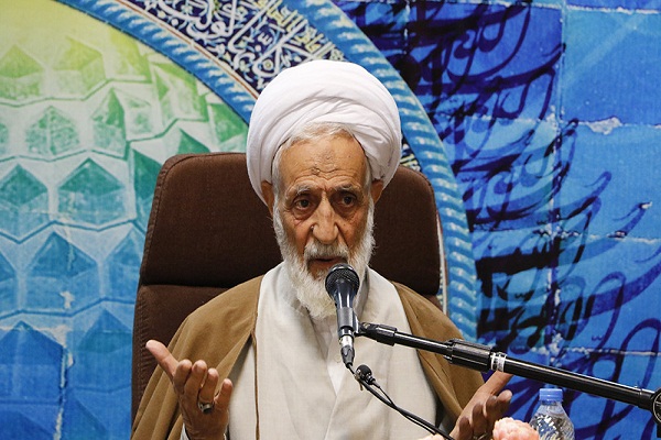 رفع تمام کاستی&zwnj;های کشور با عمل به رهنمودهای قرآن/ رویکرد عمل به قرآن ادامه راه مسابقات