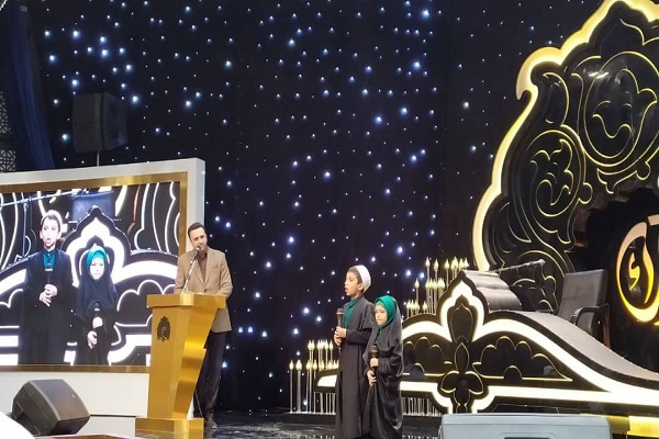 پخش زنده تلویزیونی حاشیهای پررنگتر از متن / پیشنهاد دعوت از گردشگران خارجی پخش زنده تلویزیونی حاشیهای پررنگتر از متن / پیشنهاد دعوت از گردشگران خارجی