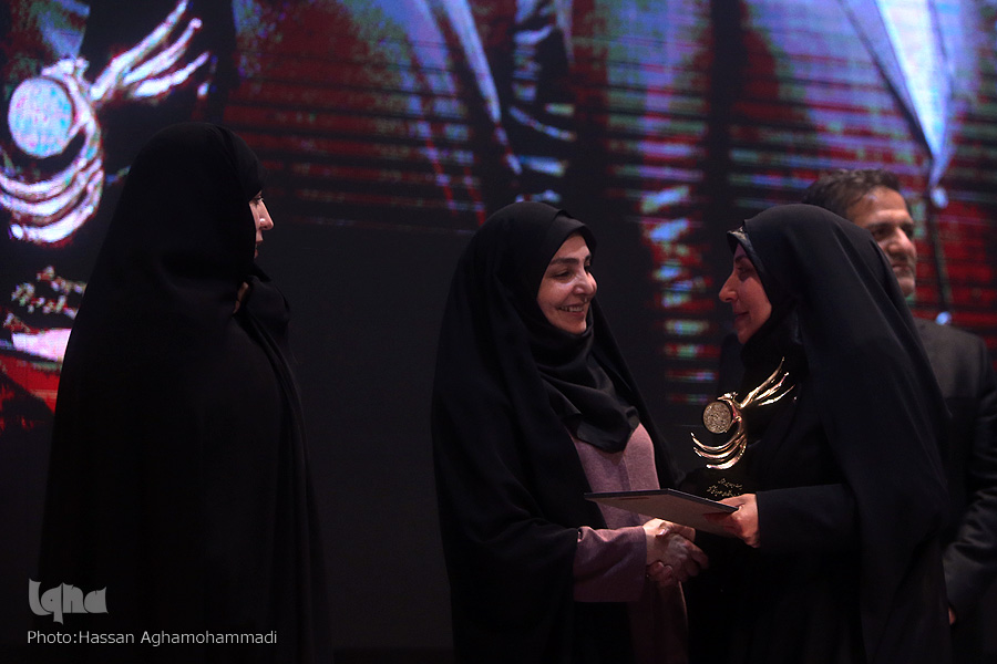 فضای جامعه نخبگانی ما با کلام الهی عجین است/ برنامهریزی برای تدبر در قرآن در دانشگاههای علوم پزشکی فضای جامعه نخبگانی ما با کلام الهی عجین است/ برنامهریزی برای تدبر در قرآن در دانشگاههای علوم پزشکی