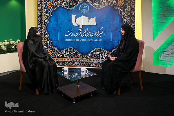 پنجشنبه درصورت صلاحدید دبیر محترم///قرائت معنا محوروتدبر درآیات روح بخش قرآن / تلاش برای تحقق فرامین مقام معظم رهبری برمبنای سبک زندگی اسلامی