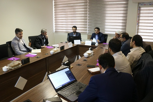 نشست «چرایی بازاریابی دین با رویکرد جذب مخاطبان موسسات قرآنی» برگزار شد نشست «چرایی بازاریابی دین با رویکرد جذب مخاطبان موسسات قرآنی» برگزار شد