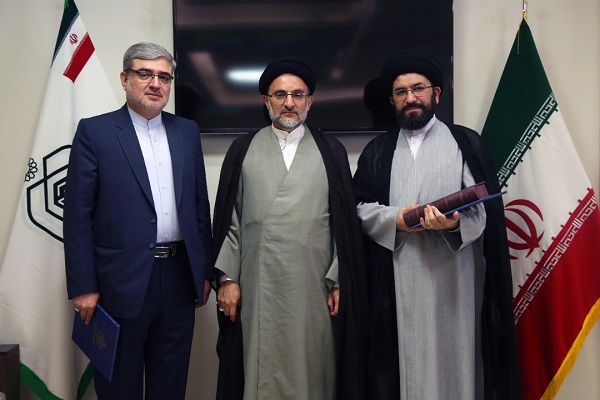 مأموریتهای هشتگانه رئیس سازمان اوقاف برای مدیر جدید مرکز امور قرآنی مأموریتهای هشتگانه رئیس سازمان اوقاف برای مدیر جدید مرکز امور قرآنی