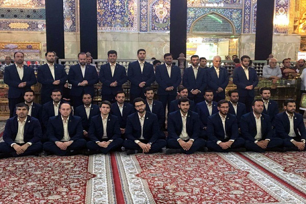 انتشار جدیدترین اثر گروه تواشیح محمدرسولالله با عنوان «رحمةللعالمین» انتشار جدیدترین اثر گروه تواشیح محمدرسولالله با عنوان «رحمةللعالمین»