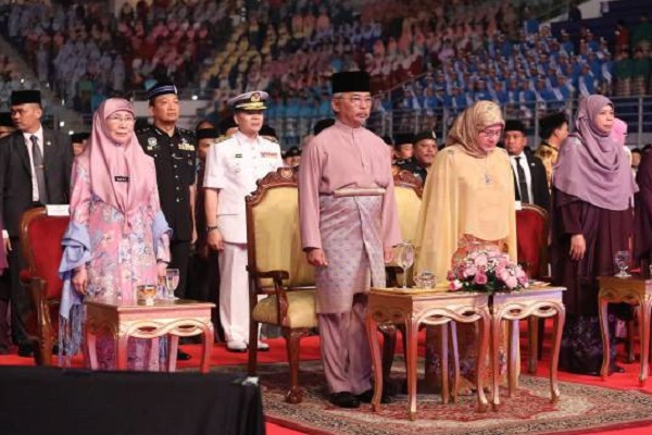 جشن میلاد پیامبر اسلام (ص) در مالزی جشن میلاد پیامبر اسلام (ص) در مالزی