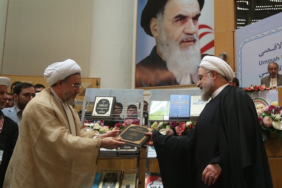 ستون اتحاد در سی و سومین کنفرانس بینالمللی وحدت اسلامی در تهران ستون اتحاد در سی و سومین کنفرانس بینالمللی وحدت اسلامی در تهران