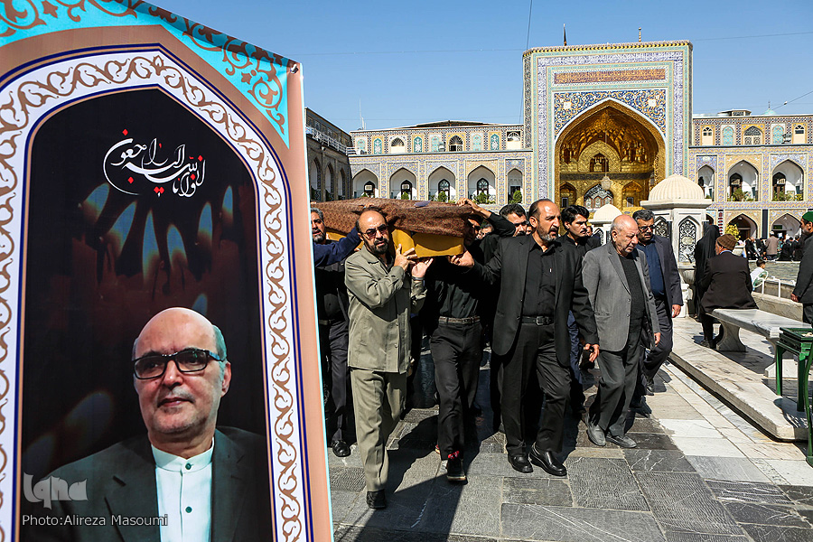 تلاوت دلنشین مرحوم محمدزاده در محضر آیت&zwnj;الله سبحانی/ یک دهه مدیریت جهادی در حسینیه&zwnj; خیاط&zwnj;ها