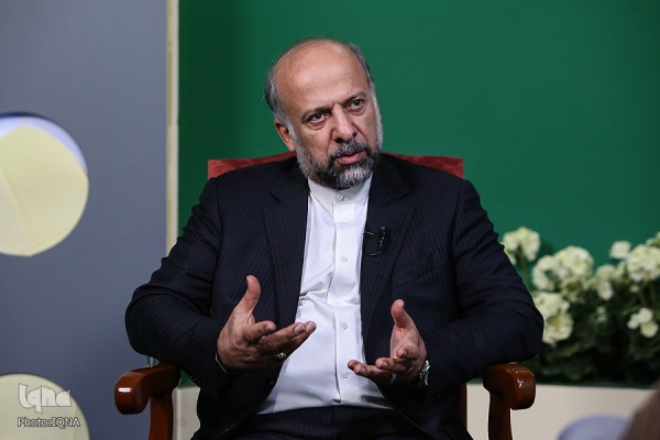 کلام رهبری، دلیل ساخته شدن &laquo;محمد رسول الله&raquo; بود / برای حضور دانیل دی لویس و جانی دپ در فیلم، گفت&zwnj;و&zwnj;گو کردیم