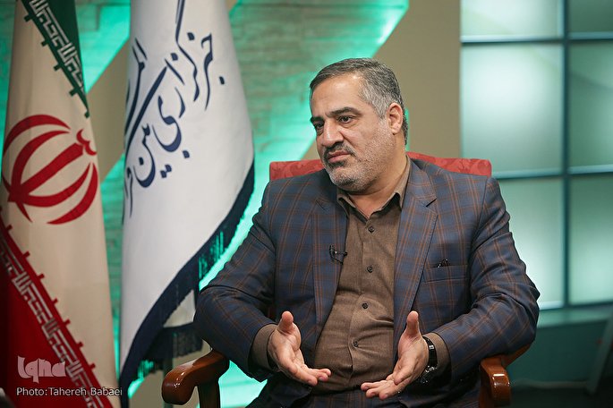 لازم باشد جان خود را در راه قرآن فدا می&zwnj;کنیم