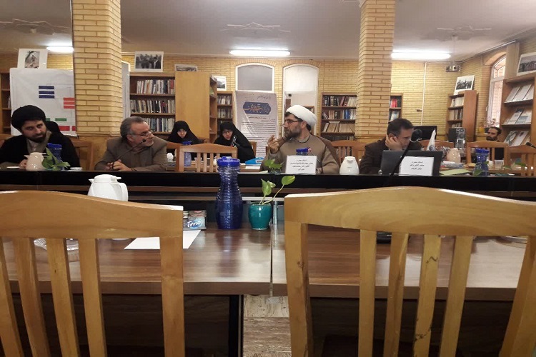 میرزایی: تابوشدن نقد فقها، مهمترین عامل تهمت&zwnj;ها به دین است/ ادعاهای عجیب نکونام در مورد دین