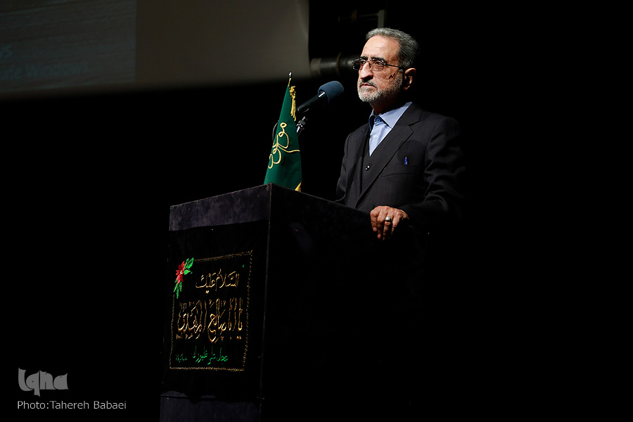 زائر امام حسین(ع) تداوم&zwnj;&zwnj;بخش حکمت و راز قیام حسینی است