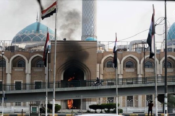 واکنش تولیت مرقد آیت&zwnj;الله حکیم به شایعه تیراندازی به سوی معترضان&nbsp;