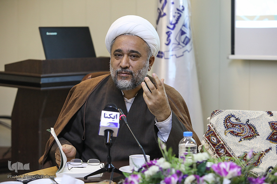 امام موسی صدر فقه مدرسهای شیعه را به جامعه کشاند امام موسی صدر فقه مدرسهای شیعه را به جامعه کشاند